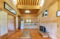 Miryang Eoleumgol Hanok Pension - 4-Star