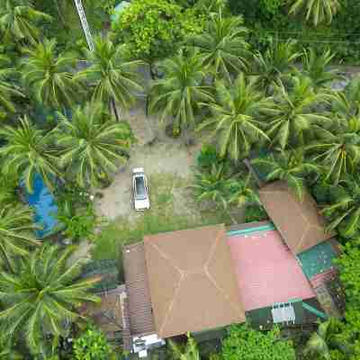 Family Villa in Baler w/ Pool & Spa Tub – 25 Pax Hotel Exterior