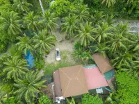 Family Villa in Baler w/ Pool & Spa Tub – 25 Pax