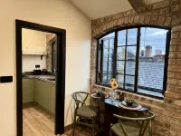 Unique Japandi Loft in Jewellery Quarter Bham - New