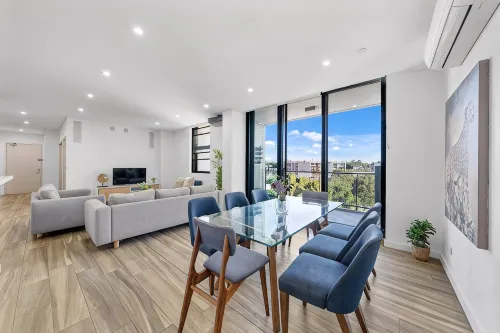 Prime 3BR Apt(Parking)/ICC/DarlingHarbour-10 mins