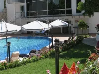 Wyndham Tashkent - Rooftop Pools