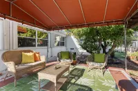 Epic! 3 Miles to Hard Rock Stadium. King Bed-BBQ-Free Parking. Midpoint Location - Kitchen