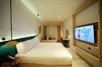 ฮิลตัน การ์เดน อินน์ Termez Airitom โรงแรมใน