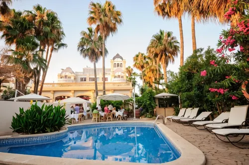 Hotel Ciutat Jardi - Mountain view
