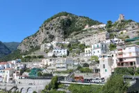 Poggio Angelarosa: Double Room in Lemon Garden on the Hills of the Amalfi Coast
