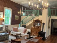 Charming 2-bedroom cottage w WiFi, AC in tranquil Syria w deck sounds Rose River - Wi-Fi