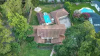 Katy Oasis with Huge Patio, Pool & Game Room
