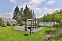 Cozy 1-bedroom condo in the heart of Killington with mountain views
