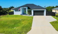Modern & Private Apartment with Kitchen in Lehigh Acres – Independent Entry - 3-Star