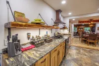 Idle Awhile Cabin on 36 Acres – Luxury Meets Historic Charm in the Ozarks - Wifi