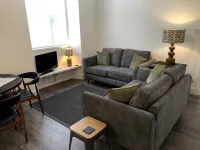 City Apartment - No.2 May Court - 2-Star