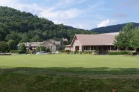 Ski & Golf Paradise in Wolf Laurel-Home to Hatley Pt Ski Resort - 2-Star