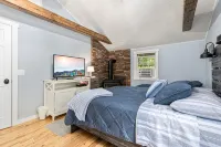 Sunsets on Sibley LakeBeautiful Lakehome in the heart of cabin country! - Hytter