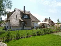 Reethus, 3 bedrooms + 1 infant, 2 bathrooms, fireplace, sauna, outdoor whirlpool, garden, WLAN - 民宿
