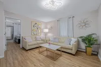 Private Apartment on River Ave. close to main st - Apartments