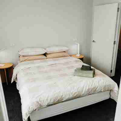 New Townhouse, 300m/4 Min Walk Te Kaha One New Zealand Stadium, Car Park, 2 Bath Rooms
