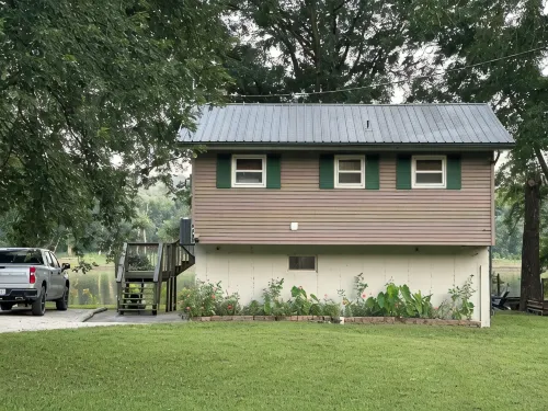 Welcome to Rivers Edge Retreat – Your Serene Escape on the Osage River