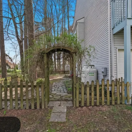 Peaceful Retreat on the Eastern Shore. Nature lover’s paradise!
