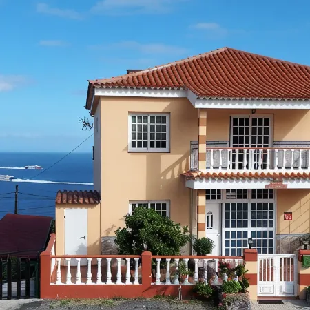 Casa Junonia, with terrace Bajo A