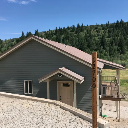 Angileen's Place at Canyon Creek - A Cabin Getaway Touched by Nature!