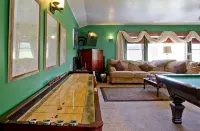 Lakeview Carriage House at Leaser Lake B and B…Cozy, Comfortable, Country - 3つ星