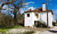 Cozy house in quiet village with generous outdoor space near Pombal