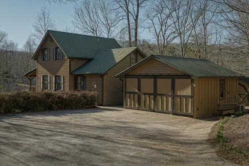 Wine Country Lake Escape-Fishing and Hot Tub Free Night with 3 Night Stay! - Boutique