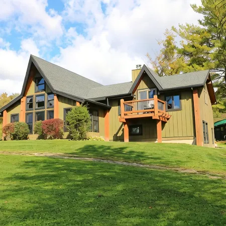 Cozy Timber Frame Home!  5 minutes to Holiday Valley and downtown Ellicottville!