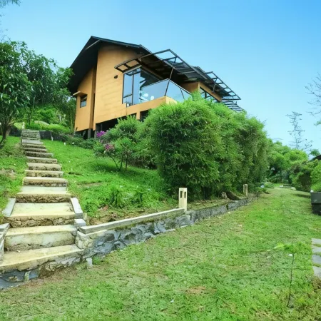 Tea Terrain Resorts & Spa