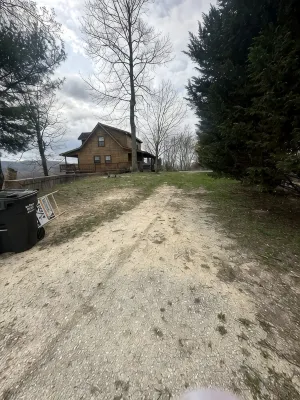 Lazy Bear Cottage-No Cleaning Fees & direct access to Brimstone