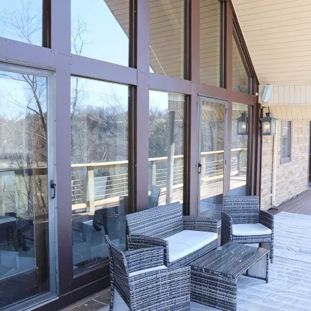Spacious 5-Bedroom Home on Lake Cumberland!