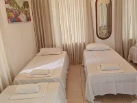 Atara Hotel Hotele w: Kinnerot