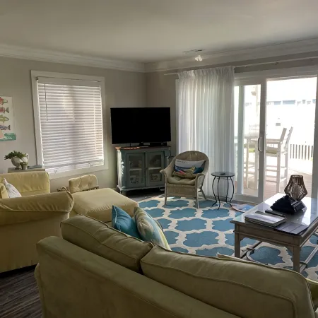 Family-friendly beach condo, Indian Beach, NC
