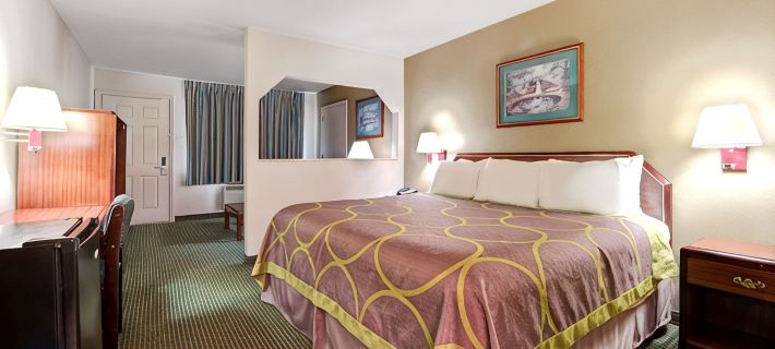Super 8 by Wyndham Richardson Dallas Hotels in Richardson