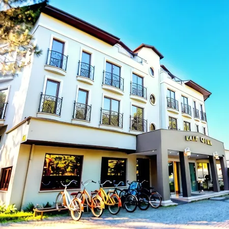 Lale Hotel
