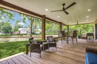 Luxury Lakefront Oasis - Kayaks, Views & Games - 4 stjerner