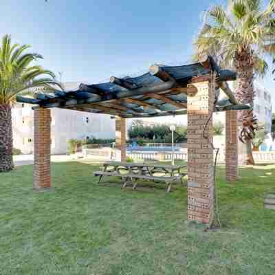 Albufeira Delight with Pool by Homing Hotel Exterior