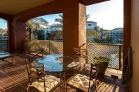 Charming apartment / Precioso apartamento en la Marina del Puerto de Sotogrande.