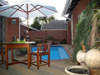Memra Guest House - Pools
