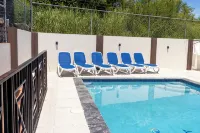 PINES VACATION RENTALS- EXCELLENT LOCATION, MINUTES FROM EVERYTHING. - Jacuzzi