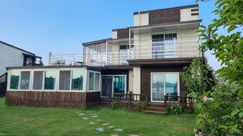 Sacheon Rabbit and Turtle Pension 2