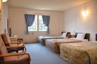 Shirahama Onsen Pension Pocket - 2-Star