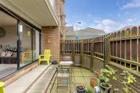 Central Apartment 3B