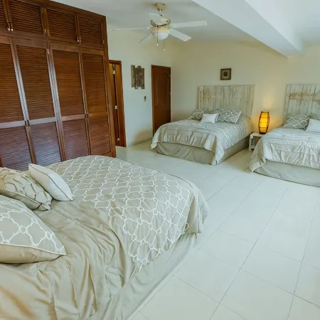 Cancun - Beach front Residence with Private Pool - Hotel Zone
