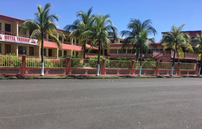 Hotel Yadran Beach Resort