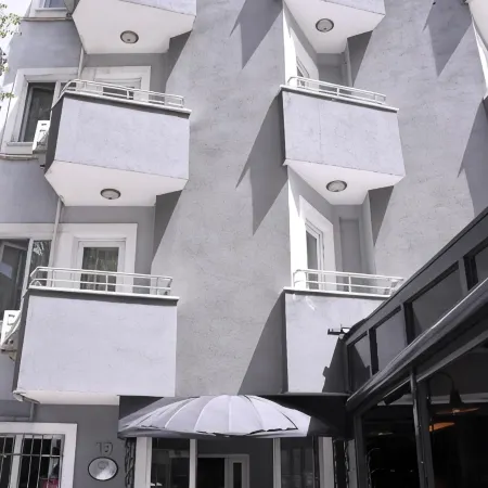 A Hotels & Suite Отели рядом с достопримечательностью «Парк Кугулу»