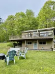 Cozy Vermont Lake Lodge with Kayaks Fishing & Campfire Fun - Wifi
