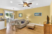 Beautiful Carribean Townhome  in North MyrtleNorth Beach Resort Pet Friendly! - Bungalows