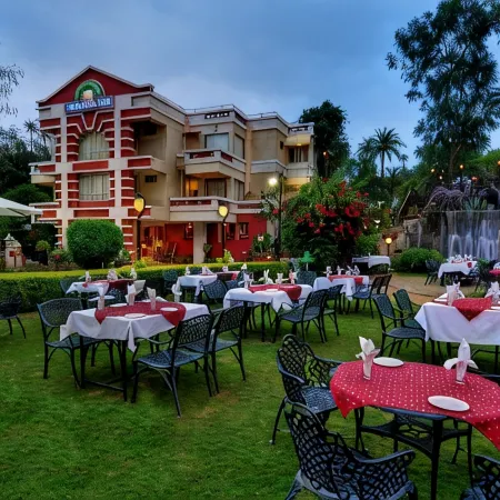 Chacha Inn the Garden Retreat